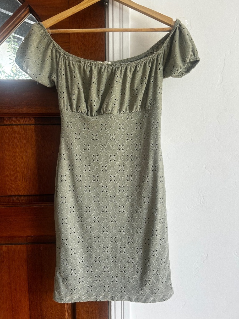 sweetheart summer dress with eyelets size small